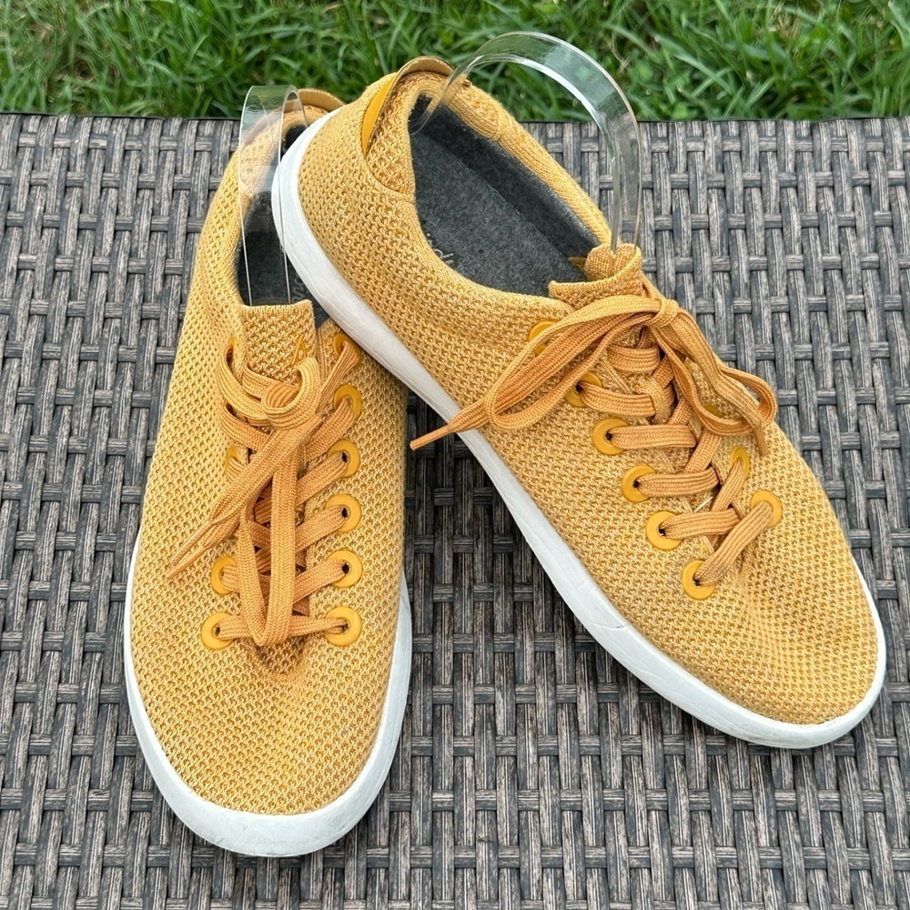 Allbirds Tree Piper Low-Rise Lace-Up Sneakers - Men's Size 11
